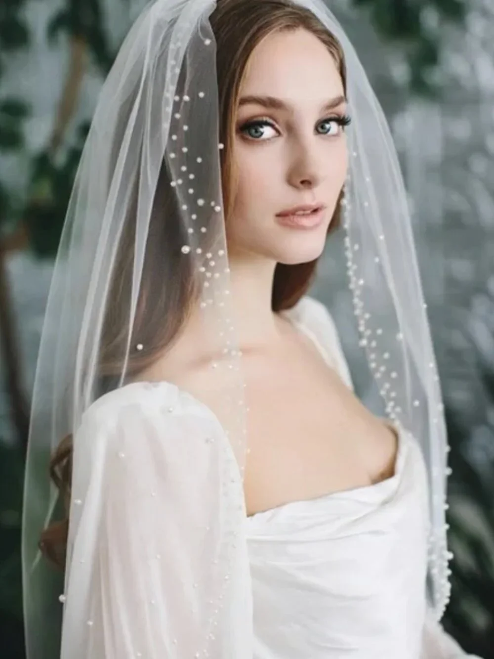 Short Pearl Beaded Wedding Veil